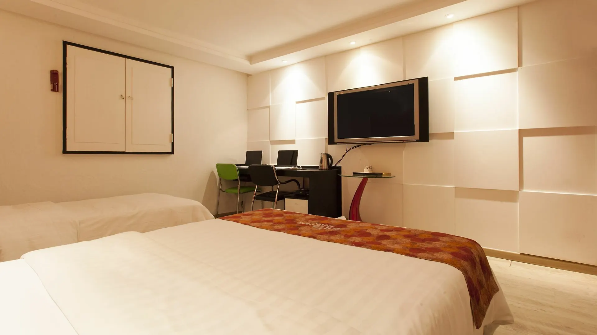 Oslo Hotel Szöul 2*,